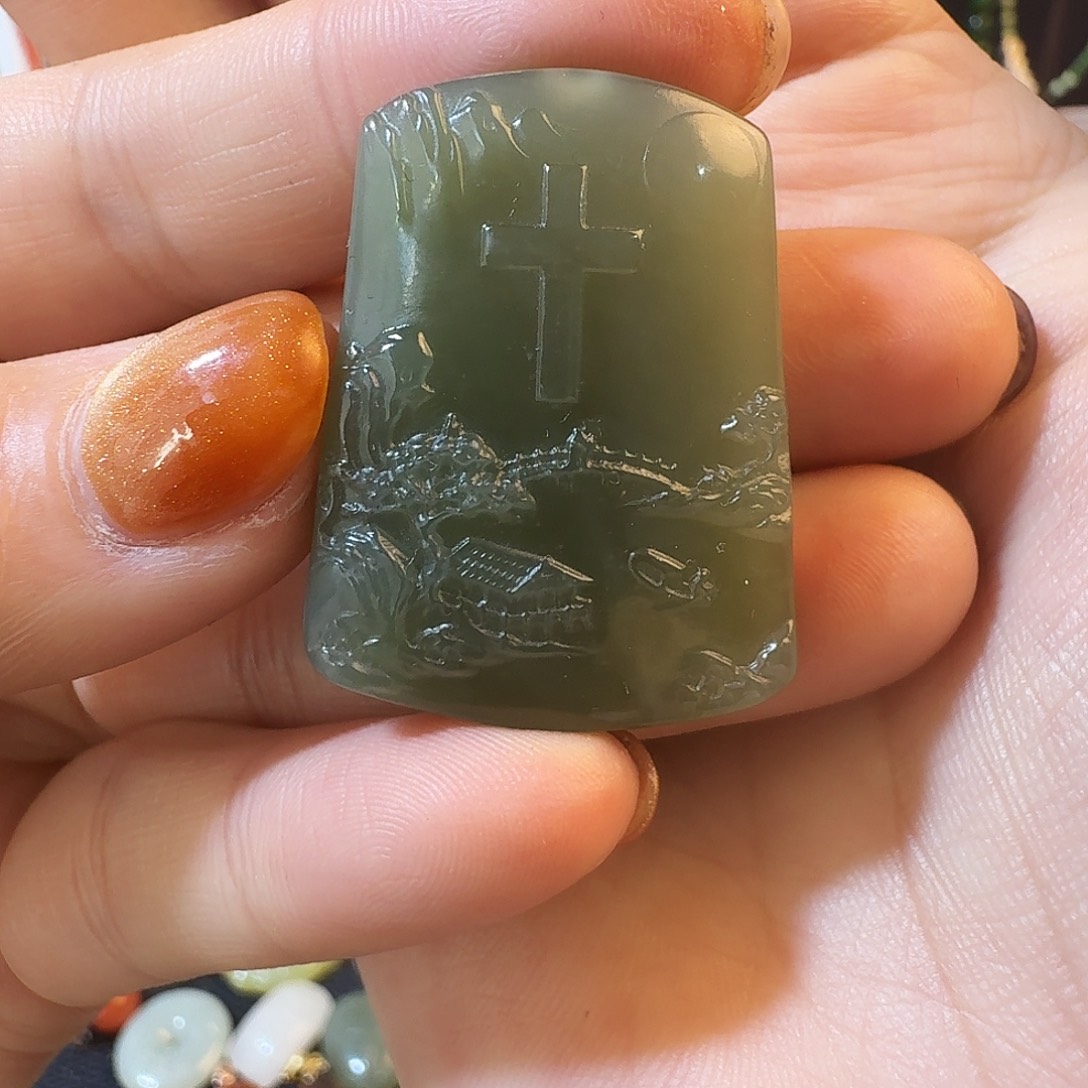 和田玉未镶嵌颈饰