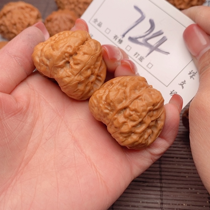 文玩核桃吊坠38蛤蟆724