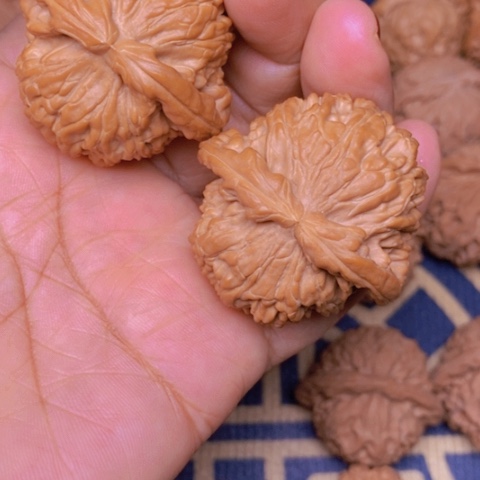 【闪购商品】文玩核桃吊坠好**巧白狮子42