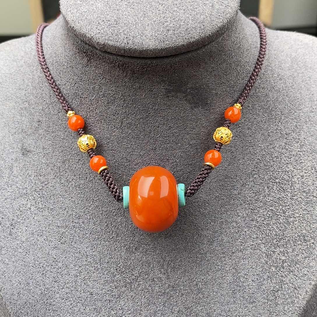 南红玛瑙未镶嵌四川凉山吊坠