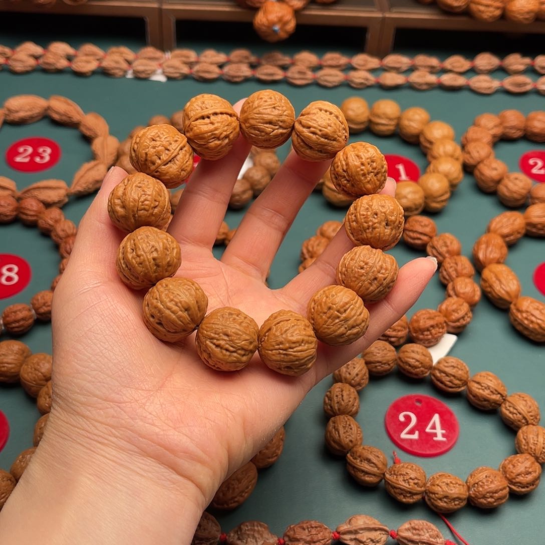文玩核桃手串21尺寸金蝉