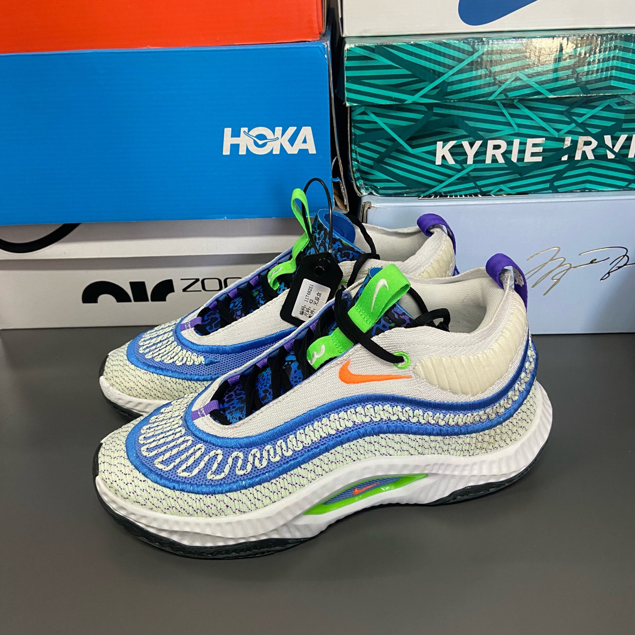 95新 NIKE/耐克 42码 cosmic unity3 白蓝 11748251 运动鞋