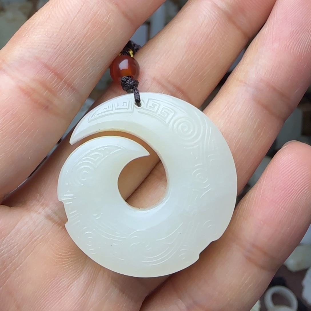 和田玉挂件未镶嵌时来运转