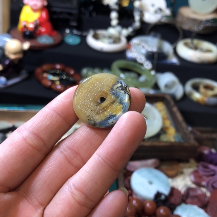 岫玉未镶嵌岫玉挂件