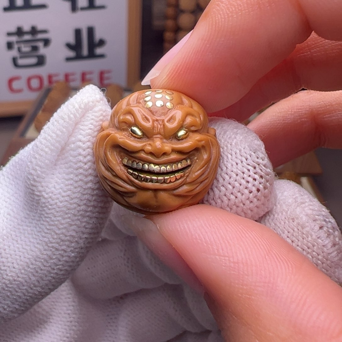 猴头核桃把件镶嵌款九戒疤恶僧18左右尺寸全品有正常封口线