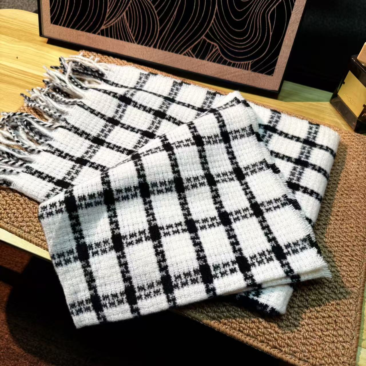 秋冬高级重磅绒感保暖港风极简时间披肩围巾001-