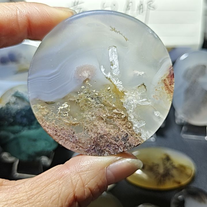 玛瑙/玉髓未镶嵌珠宝奇石