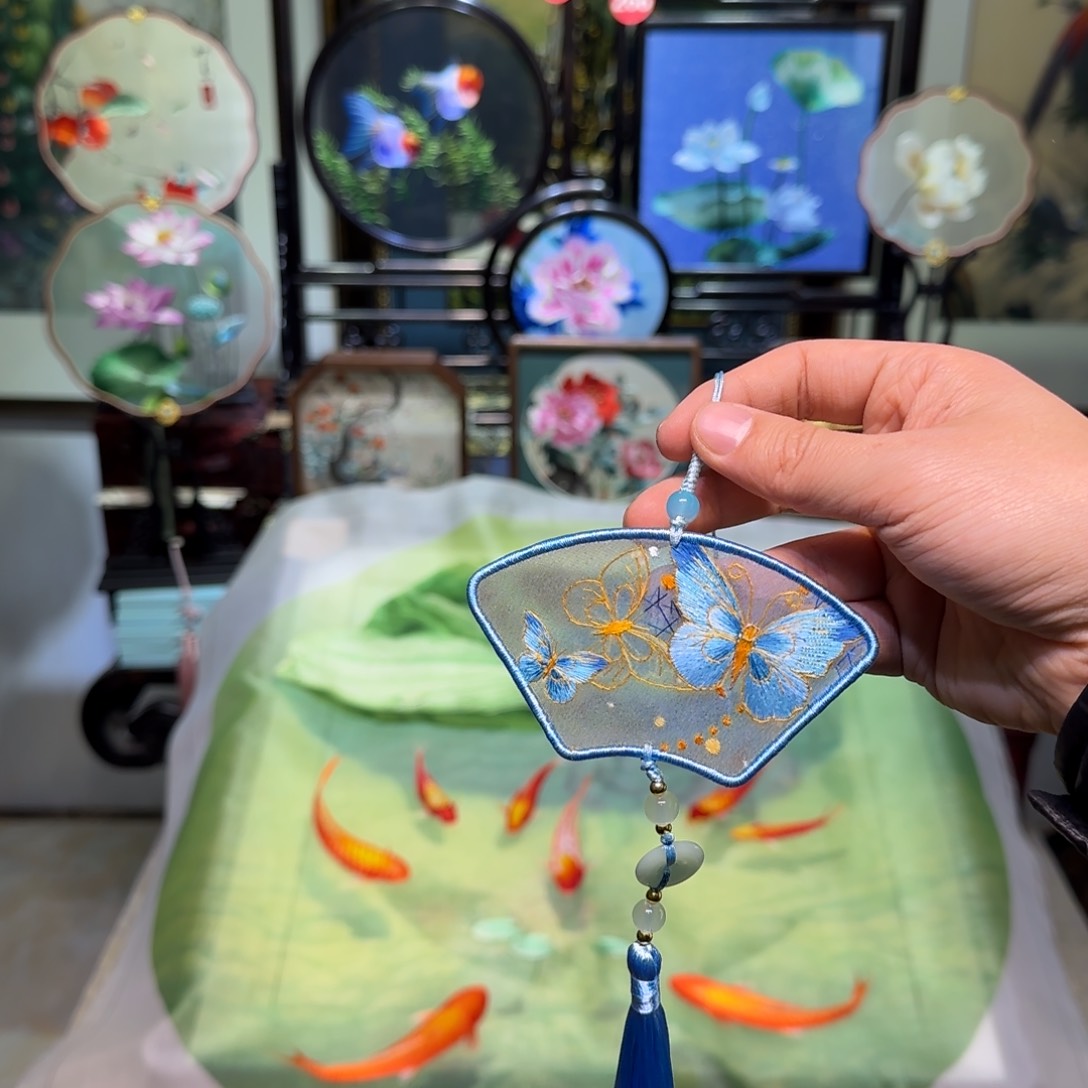 刺绣刺绣工艺精湛