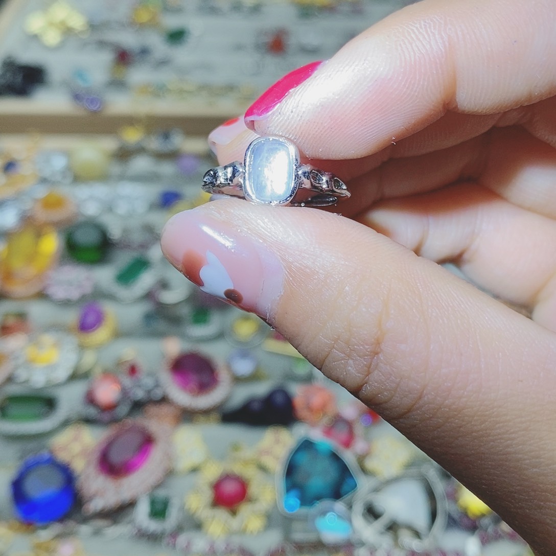 【闪购商品】托帕石耳饰银S925镶嵌