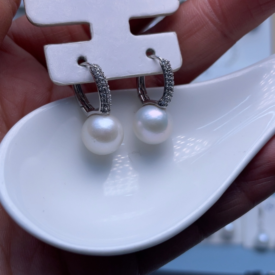 未镶嵌淡水珍珠耳饰