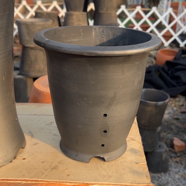 20×21 兰花黑陶微瑕