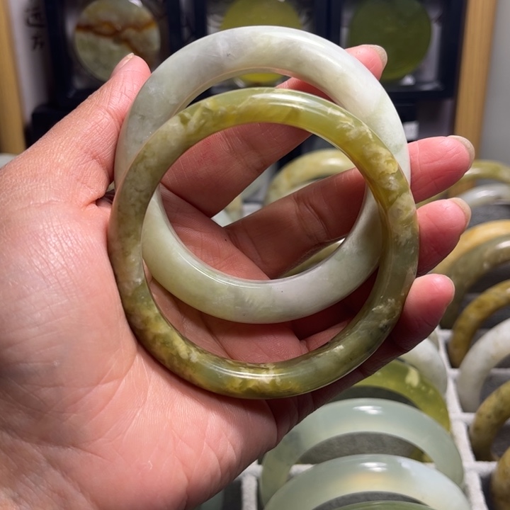 蛇纹石玉未镶嵌岫玉岫玉岫玉岫玉