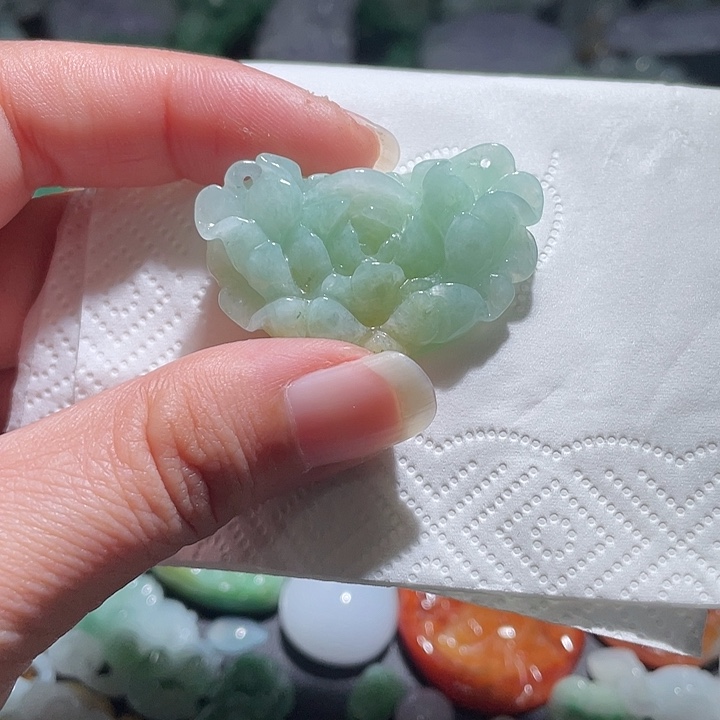 颈饰未镶嵌翡翠天
