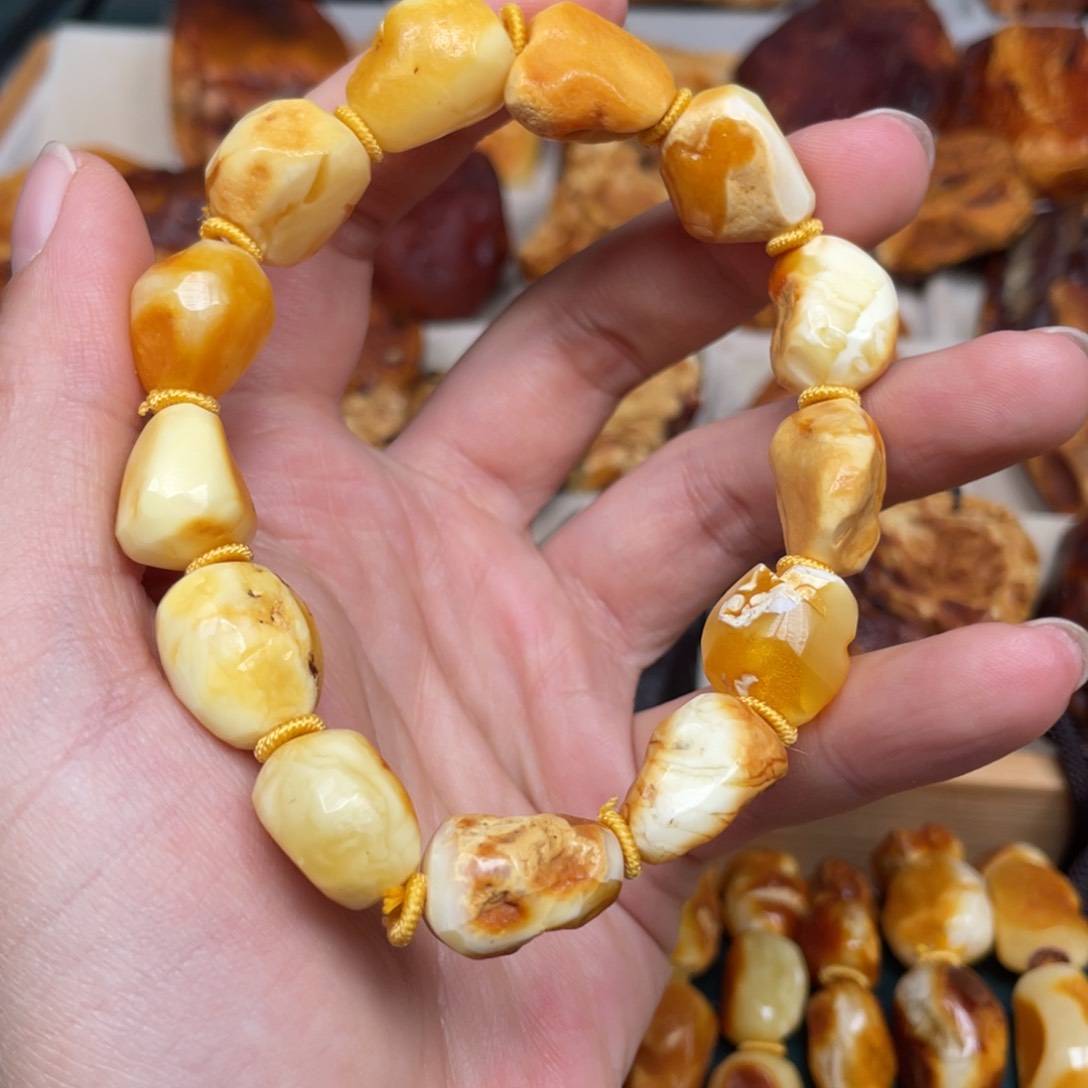 蜜蜡珠宝奇石未镶嵌