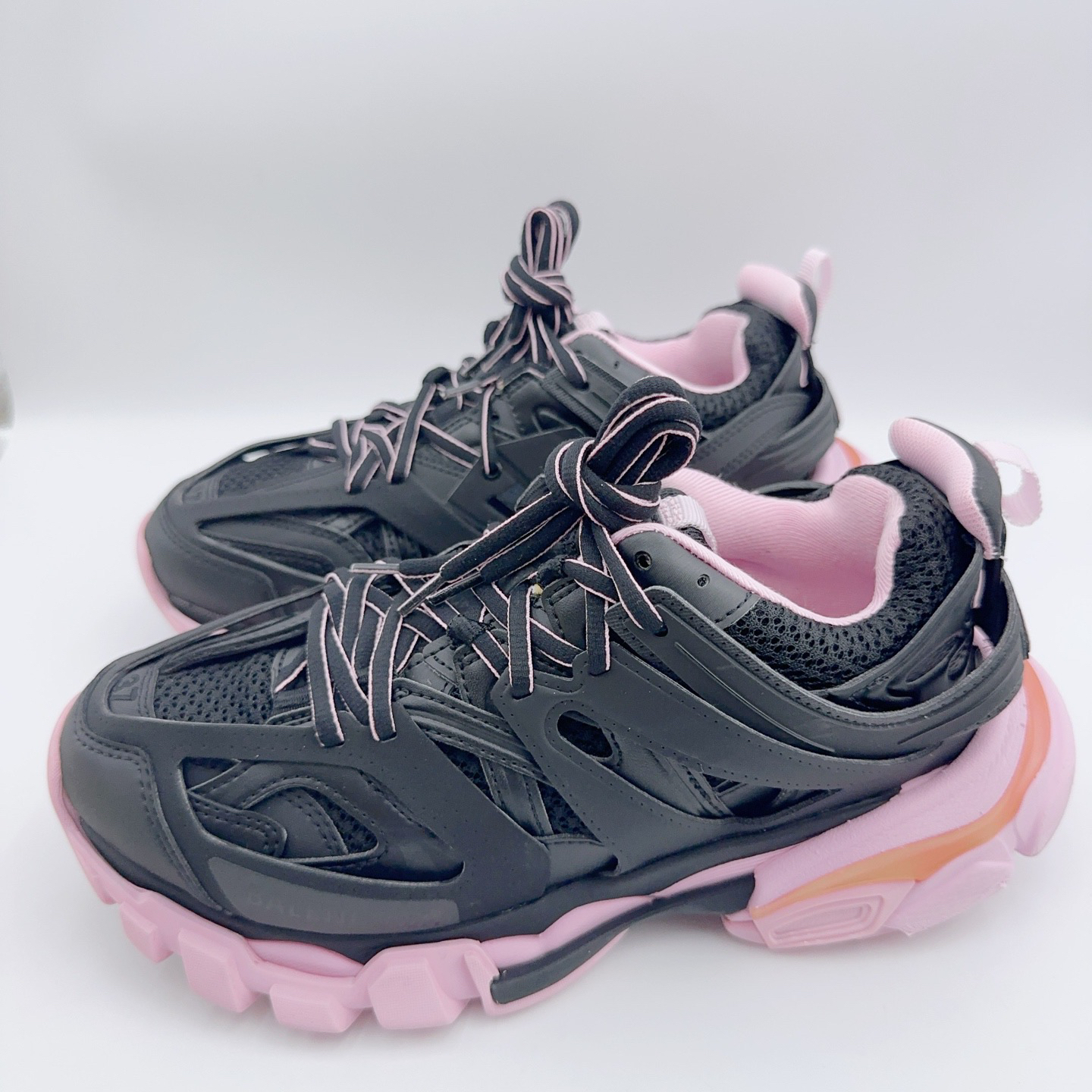 95新 Balenciaga/巴黎世家 37码/黑粉track老爹鞋/01839
