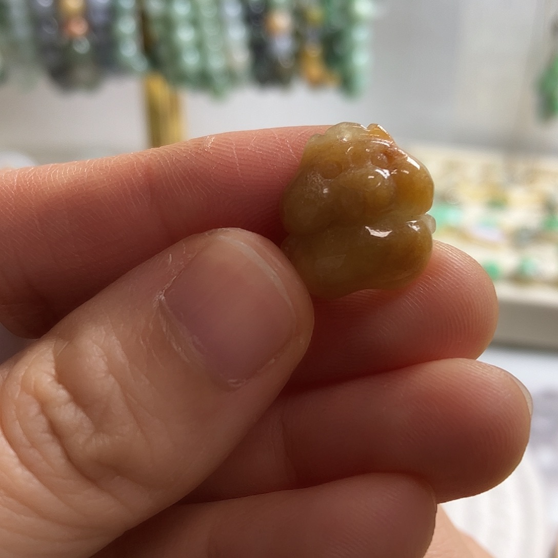 翡翠未镶嵌颈饰18