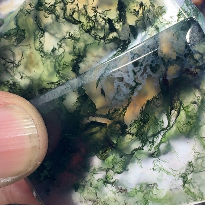 木***生玛瑙/玉髓未镶嵌颈饰