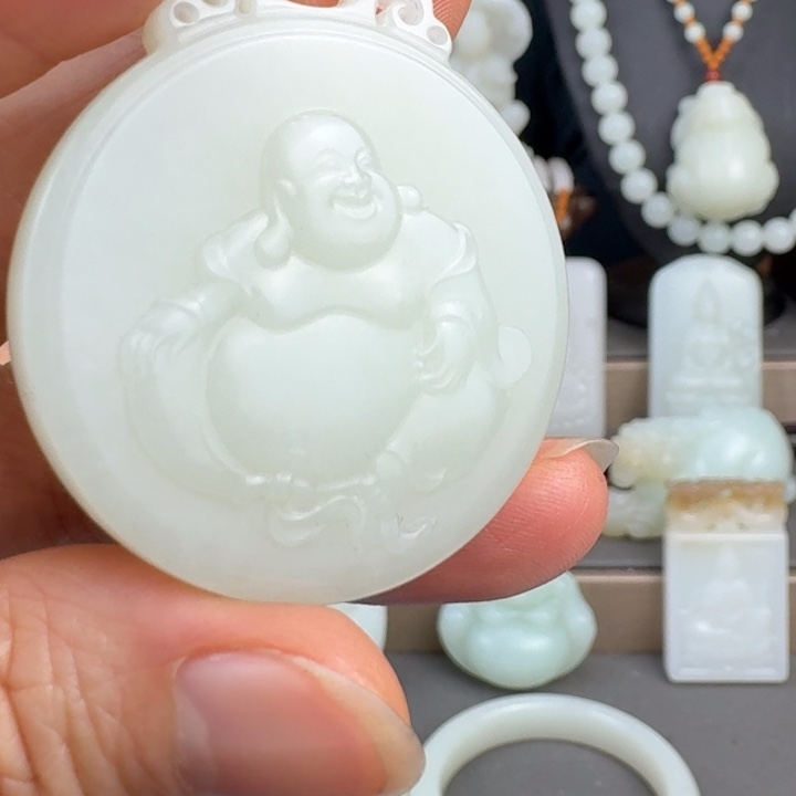 和田玉未镶嵌颈饰