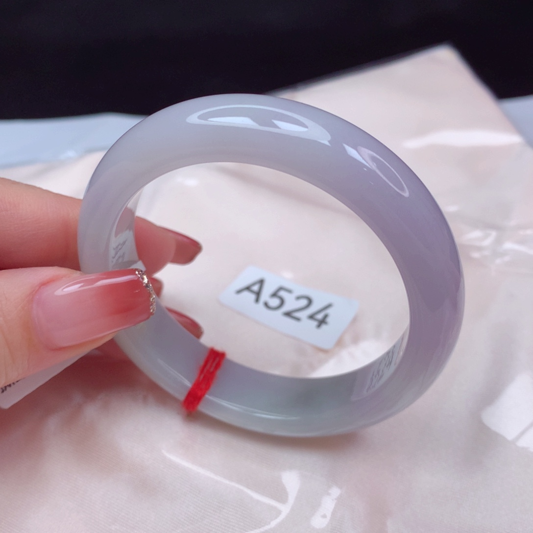 翡翠手镯未镶嵌手镯52