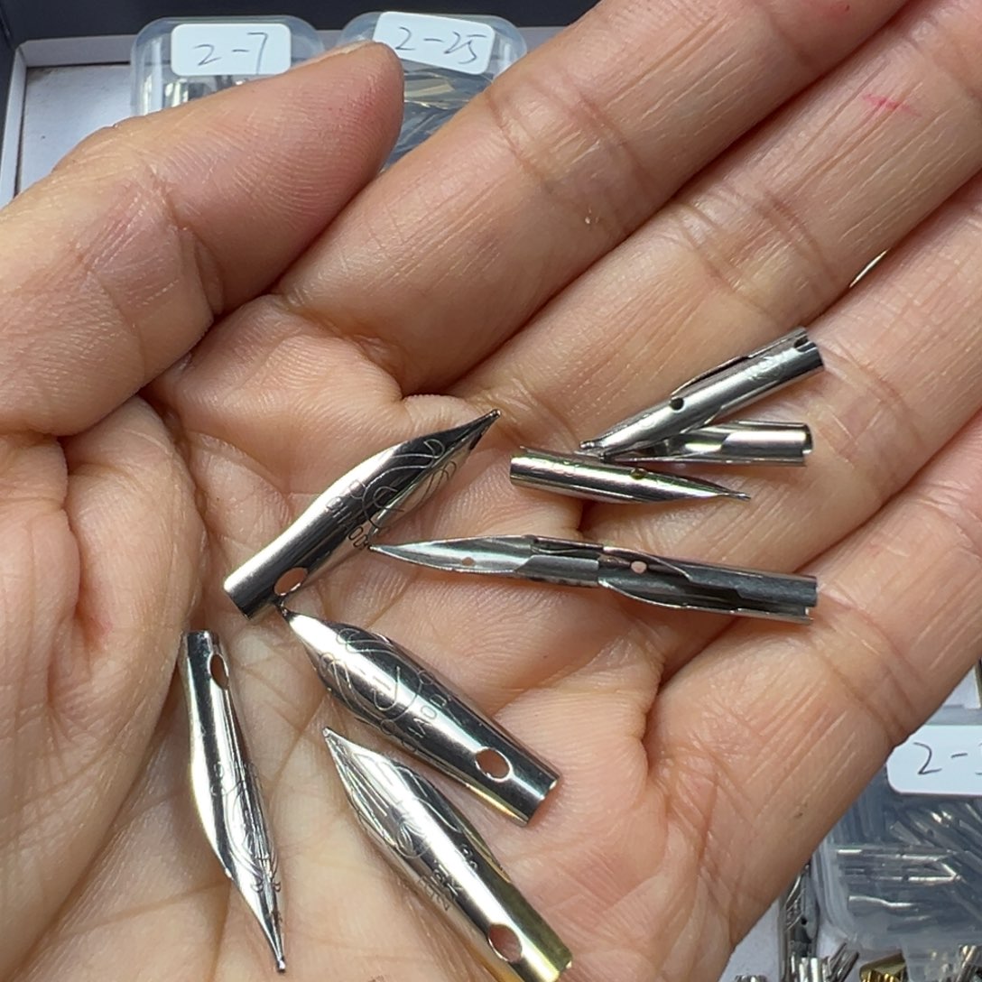 小***我便携式笔尖若干打包