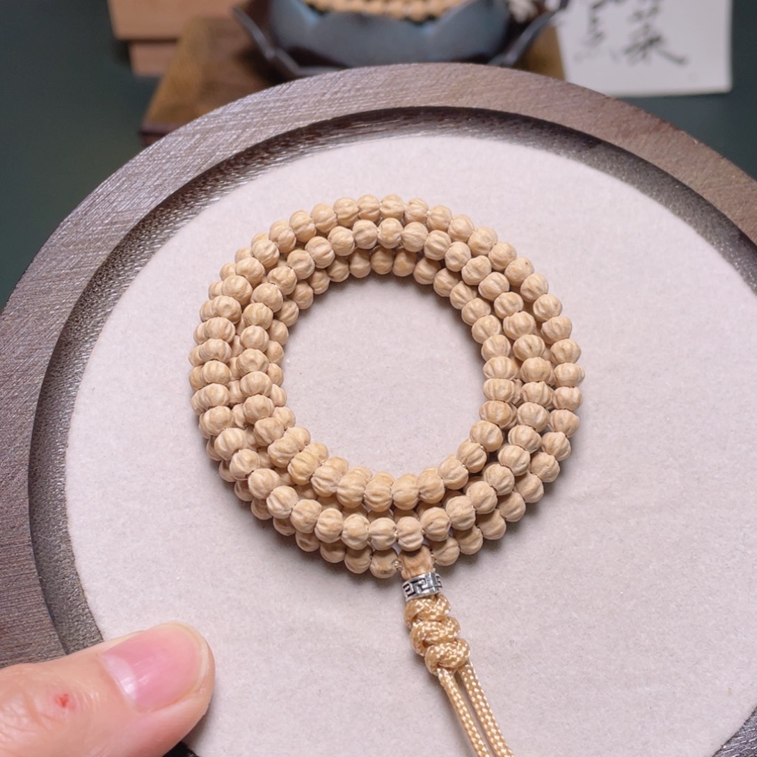 吊坠柏香籽/百香籽莲花金豆