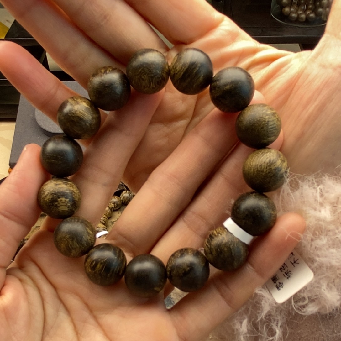 沉香手串跳*珠越南芽庄白棋瘤疤1.4