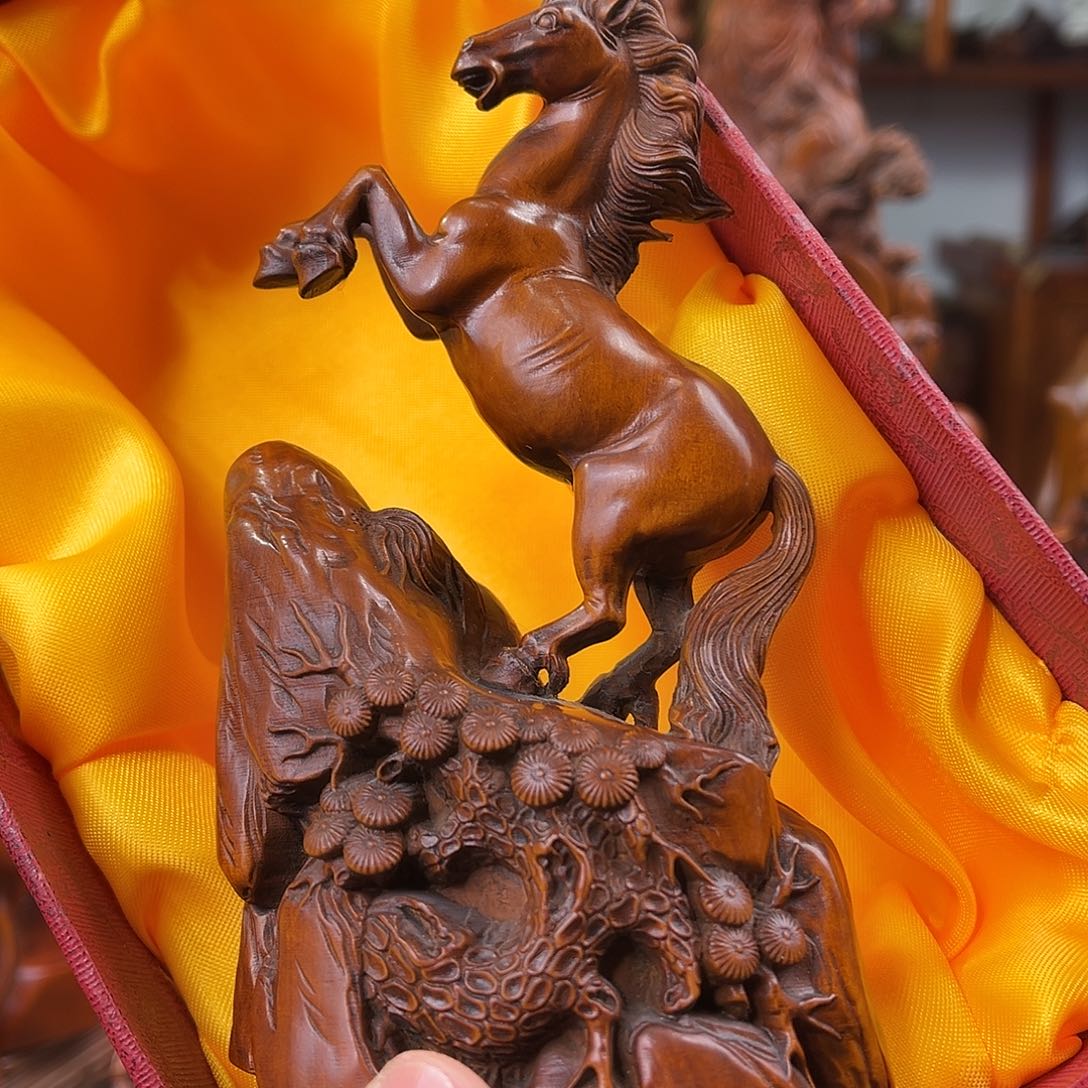 木黄杨木雕刻高度15厘米