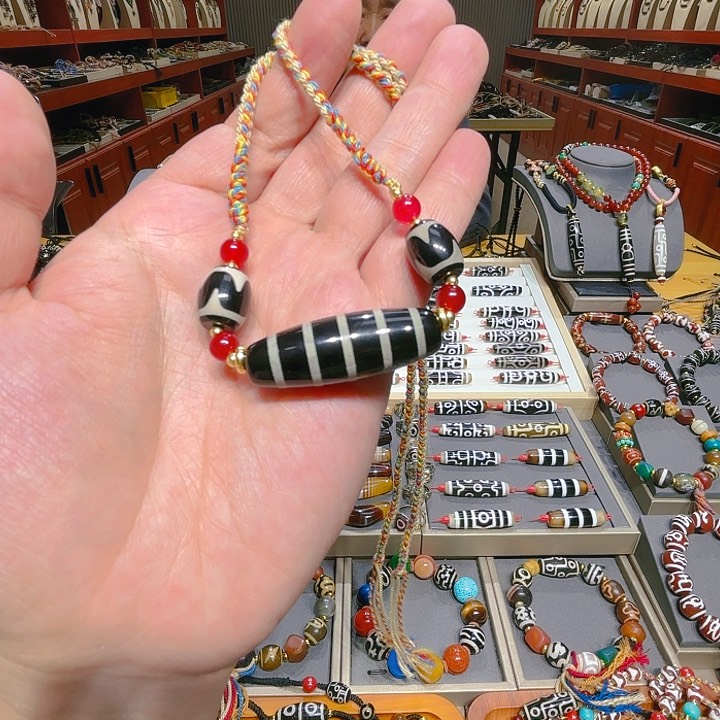 未镶嵌玛瑙/玉髓珠宝奇石