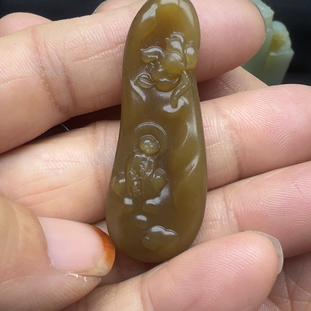 和田玉（糖玉）未镶嵌吊坠(不含链)