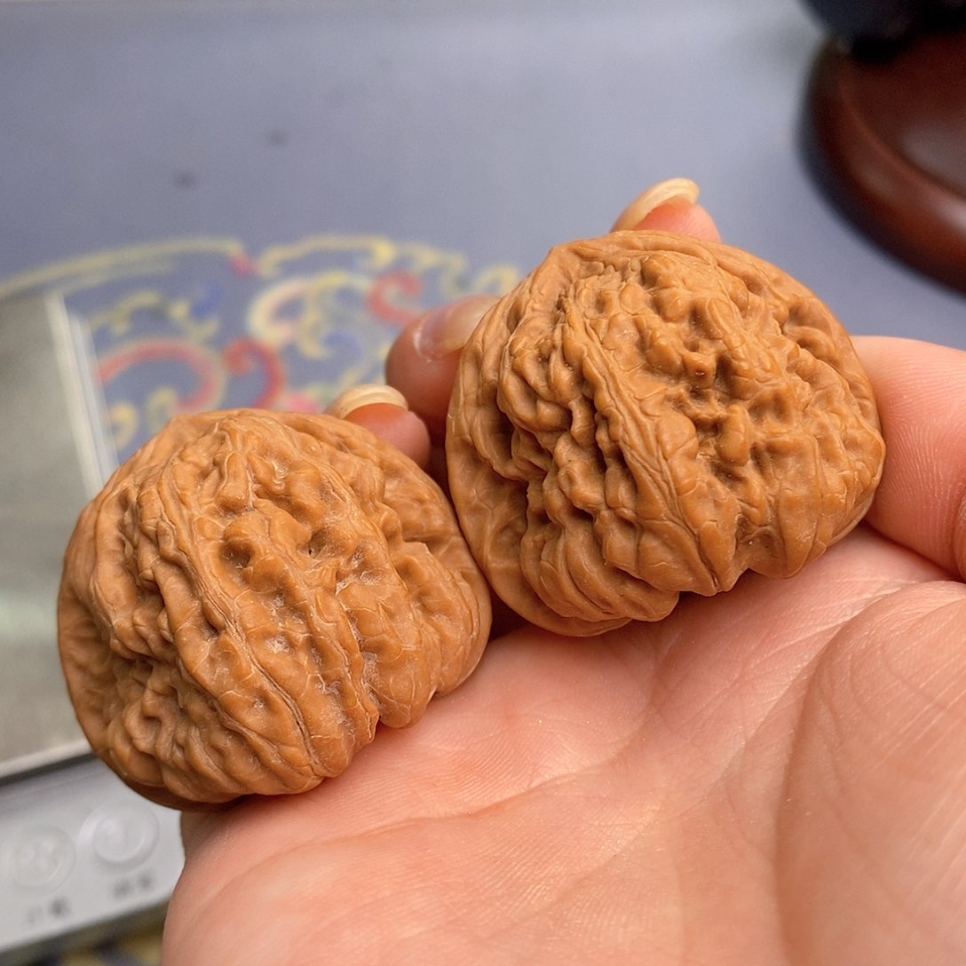 文玩核桃把件凹底39 S24号