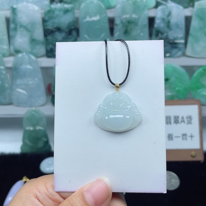 颈饰18K金镶嵌翡翠佛公