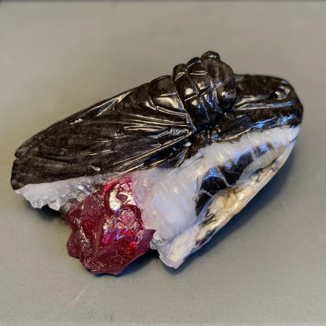 天然辰砂天然辰砂晶体原石精雕一鸣惊人金榜题名男女挂件