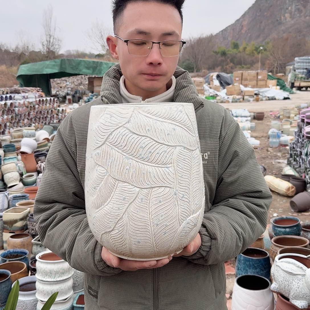 紫砂花盆口21高31（一个芭蕉叶白色蓝泡泡