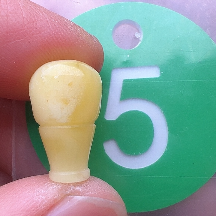 蜜蜡裸石未镶嵌花粉9.3m m