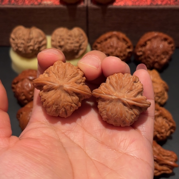 文玩核桃吊坠磨盘