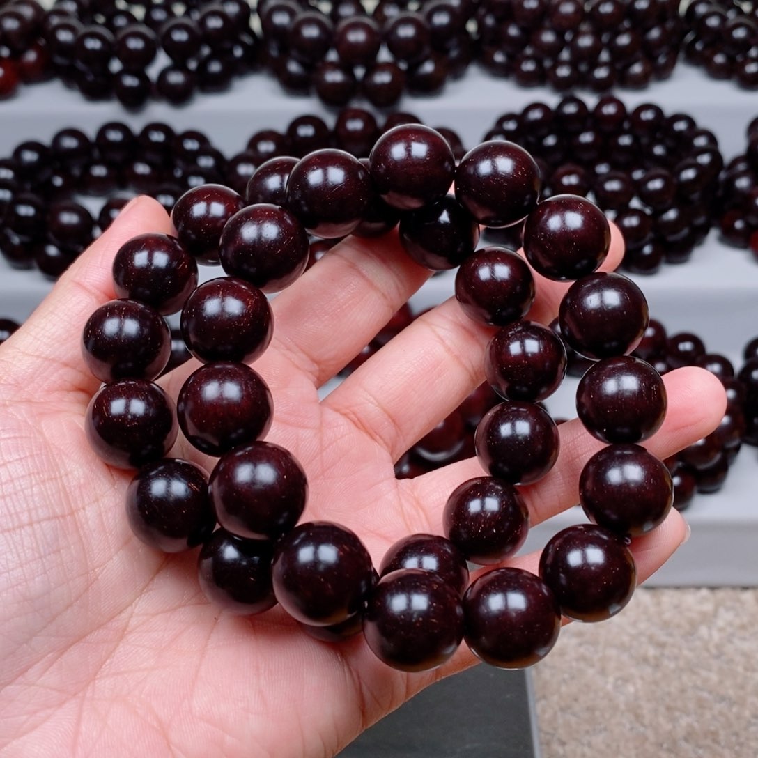 檀香紫檀（小叶紫檀）赵*臣1.5*2条