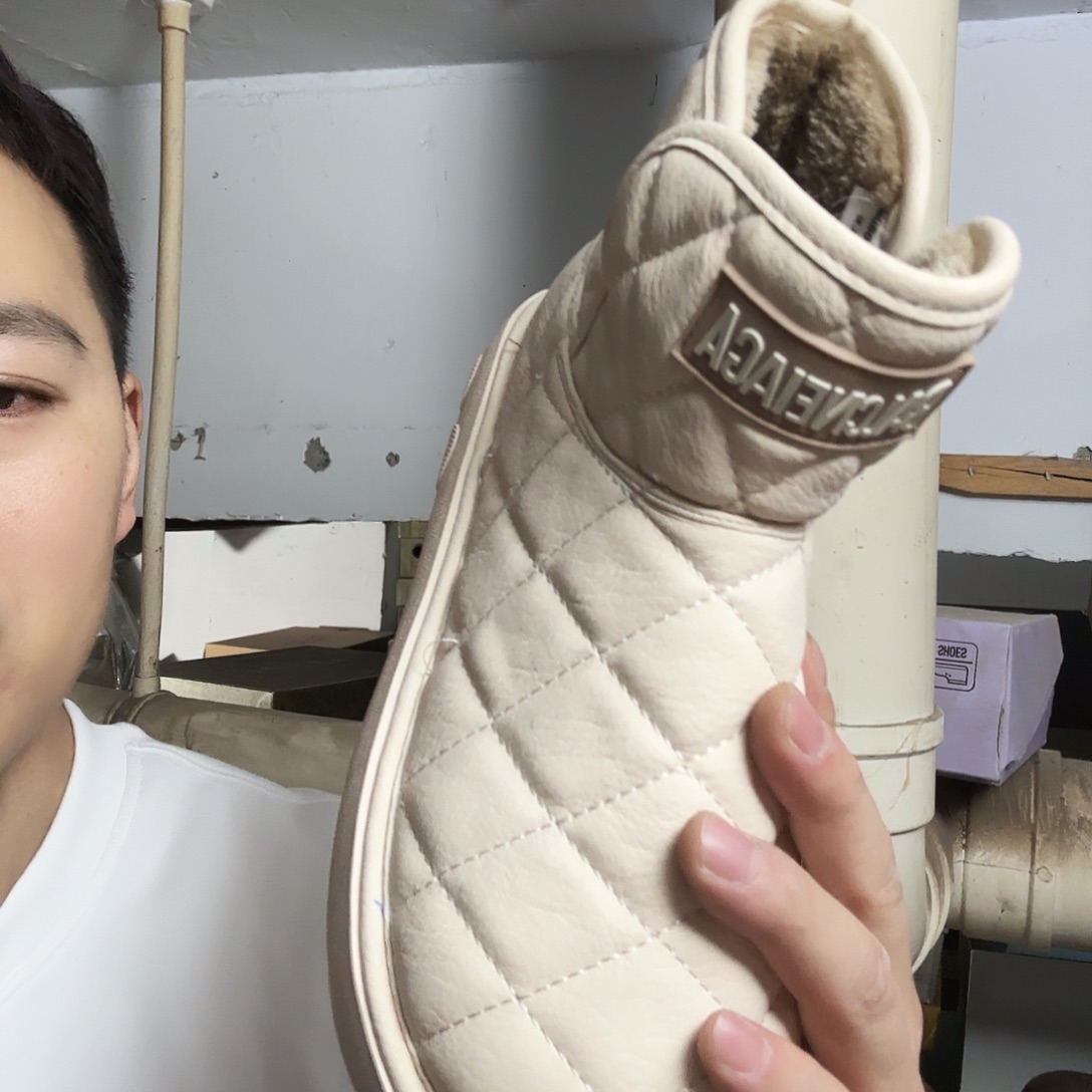 憧***来大圣优选品牌小白鞋 39