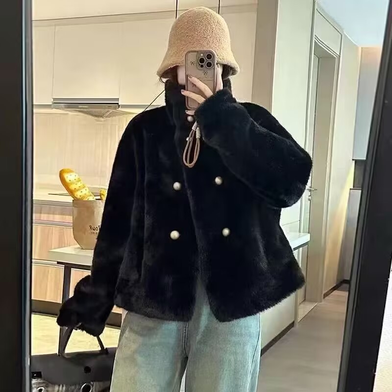 雅以直播间为准拍对价格即可私拍不发 冬季时尚外套 新疆西藏除外