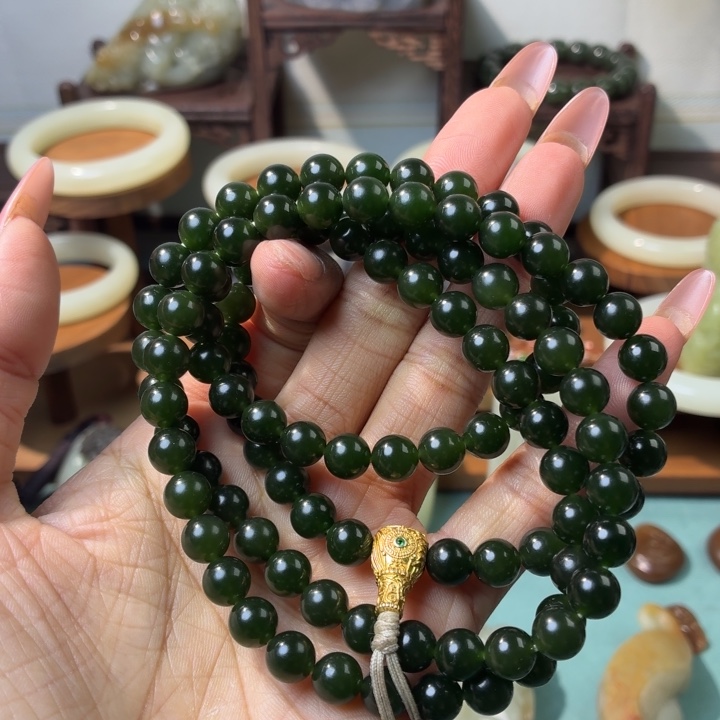 和田玉未镶嵌摆件红皮碧玉卡8链子