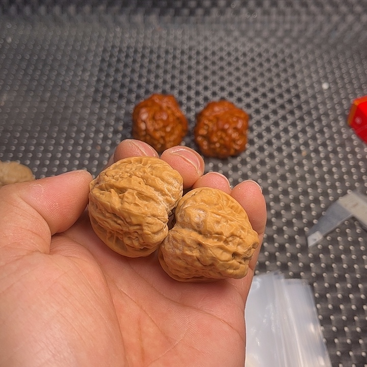 文玩核桃吊坠文玩核桃的