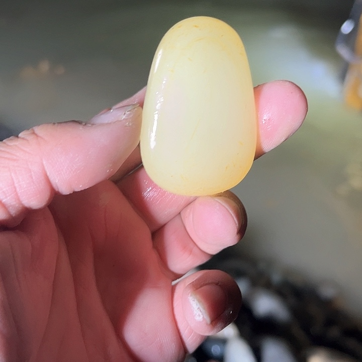 未镶嵌和田玉（糖玉）珠宝奇石