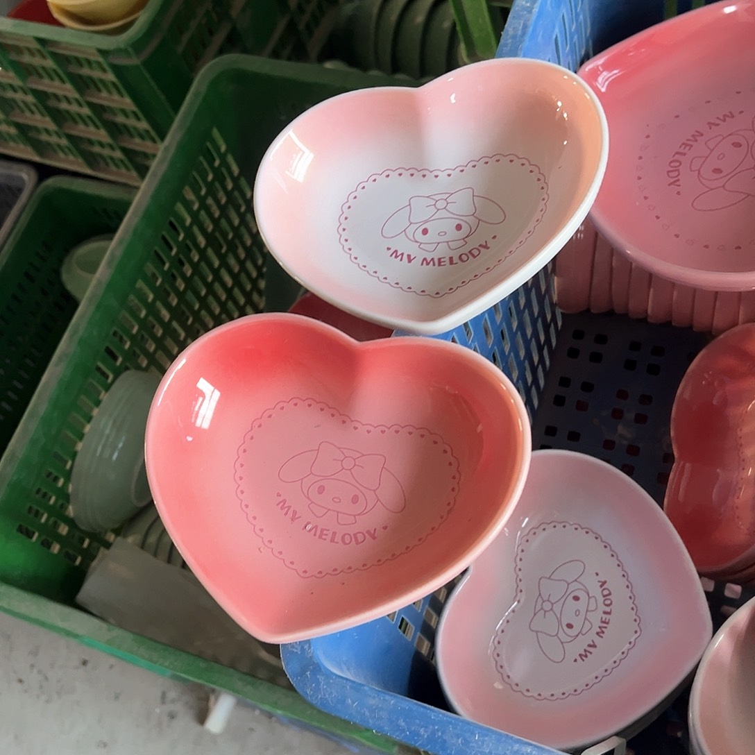 陶瓷 微 美乐蒂小爱心碗 粉 粉白