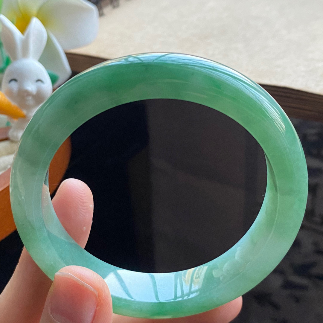 3.19批2052号手镯53.5-12.7-8正圈青翠绿！绿意葱茏！