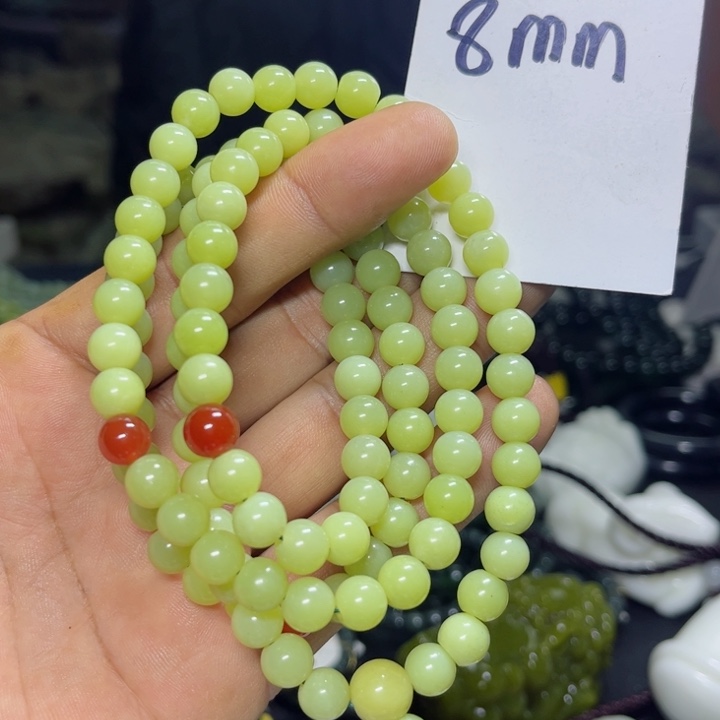 蛇纹石玉项链未镶嵌