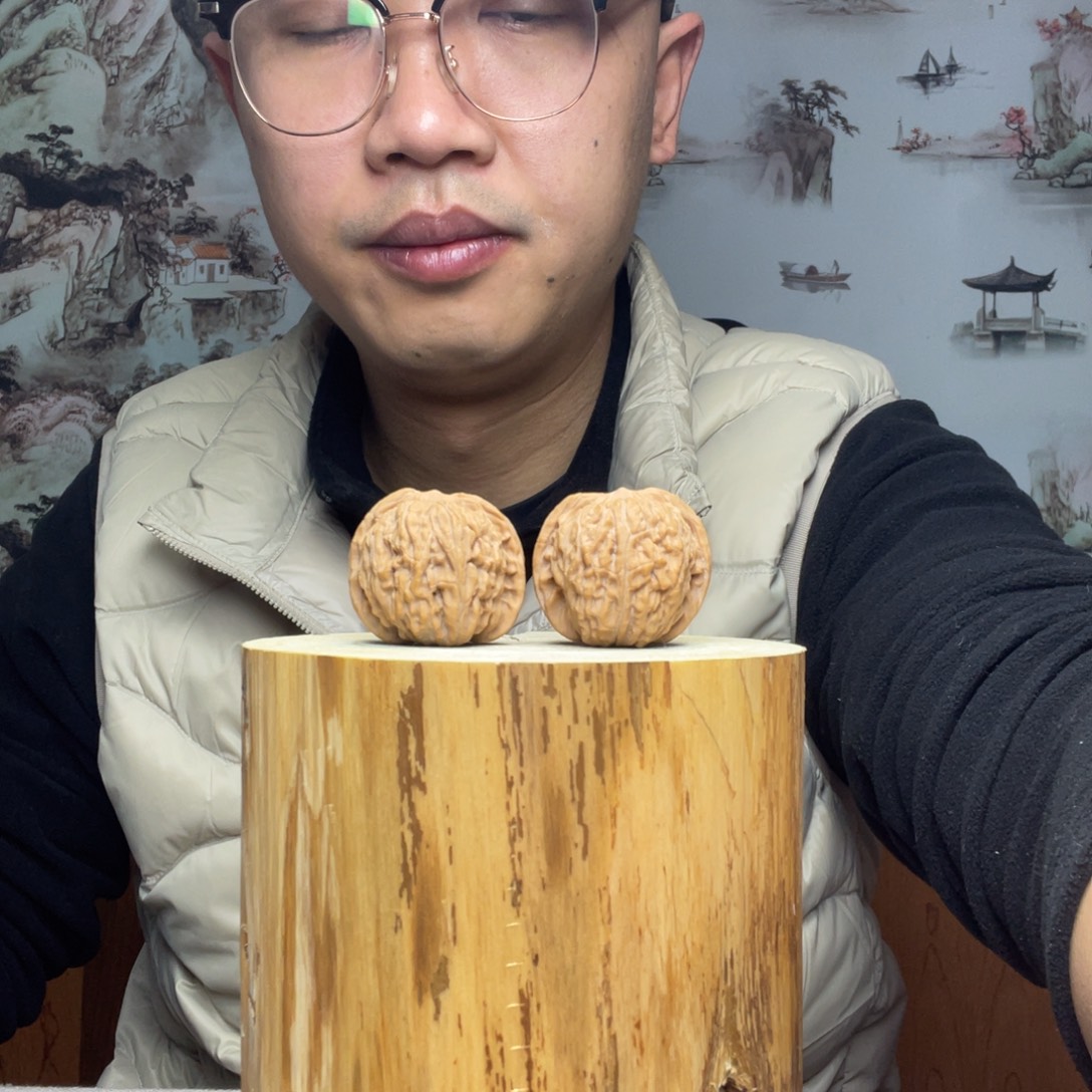 文玩核桃把件石子磨
