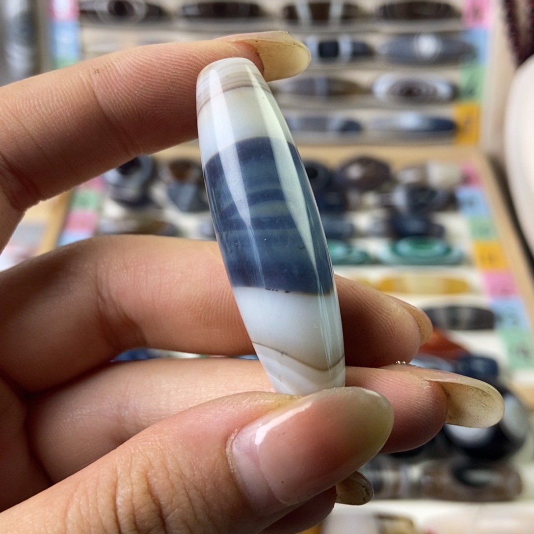 未镶嵌颈饰玛瑙/玉髓