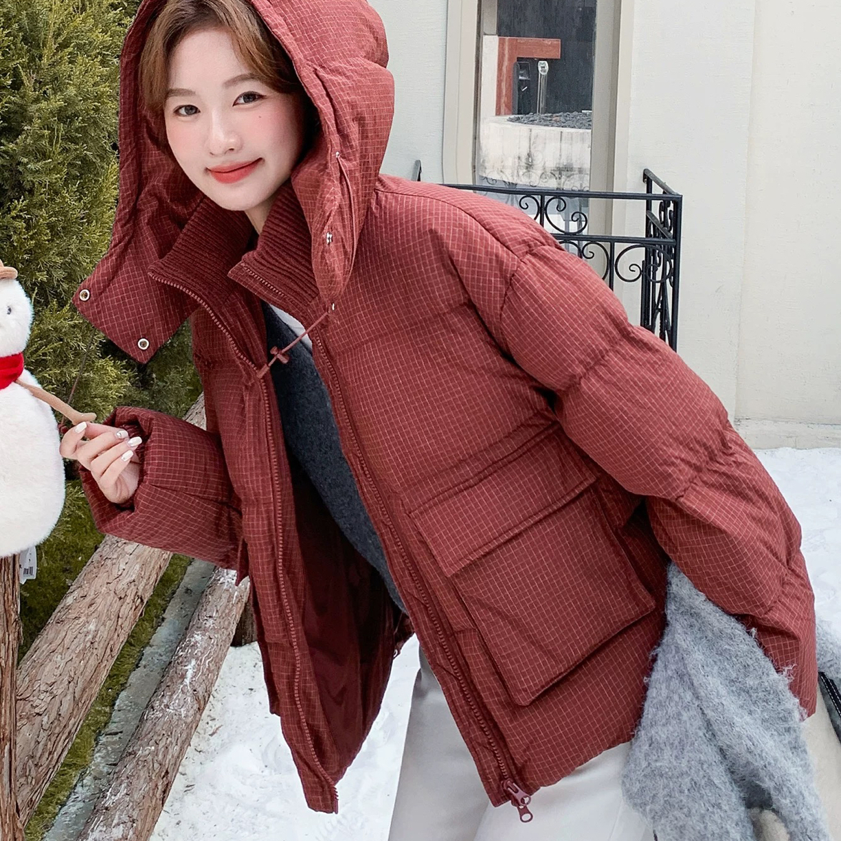 韩版轻薄保暖立领女厚款常规宽松型纯色连帽短外套