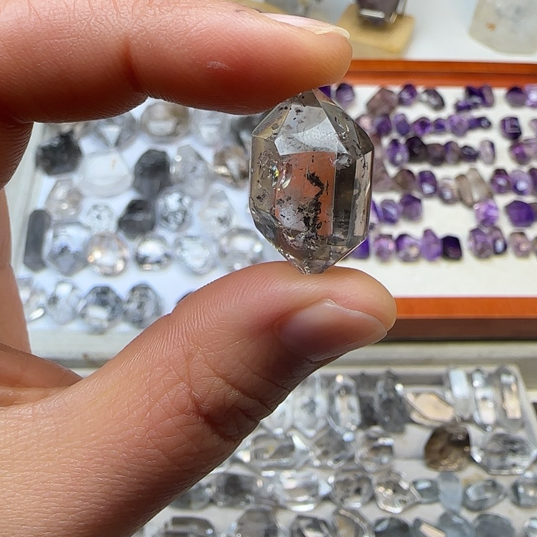 水晶未镶嵌珠宝半成品7