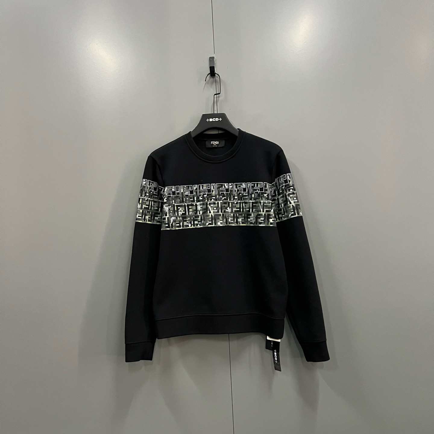 99新 FENDI/芬迪 (ll) 拼接印花FF圆领卫衣 M码/102515