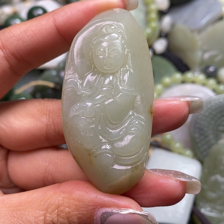 和田玉颈饰未镶嵌